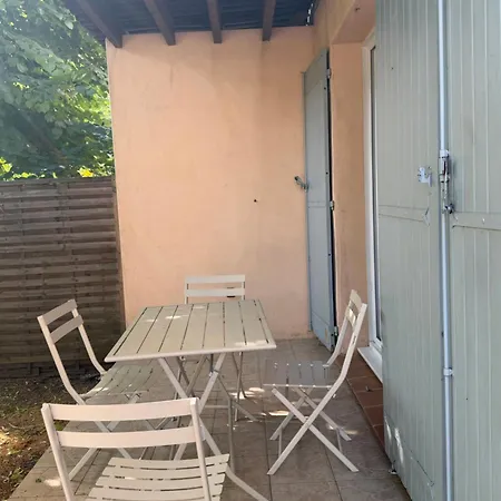 Rez De Jardin Avec Garage Lejlighed Nîmes